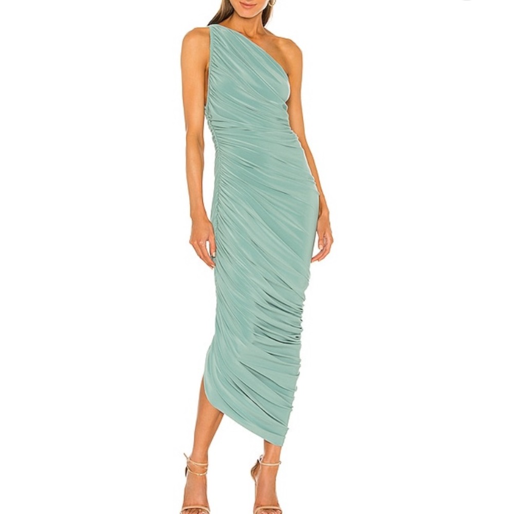 Norma Kamali Diana Gown